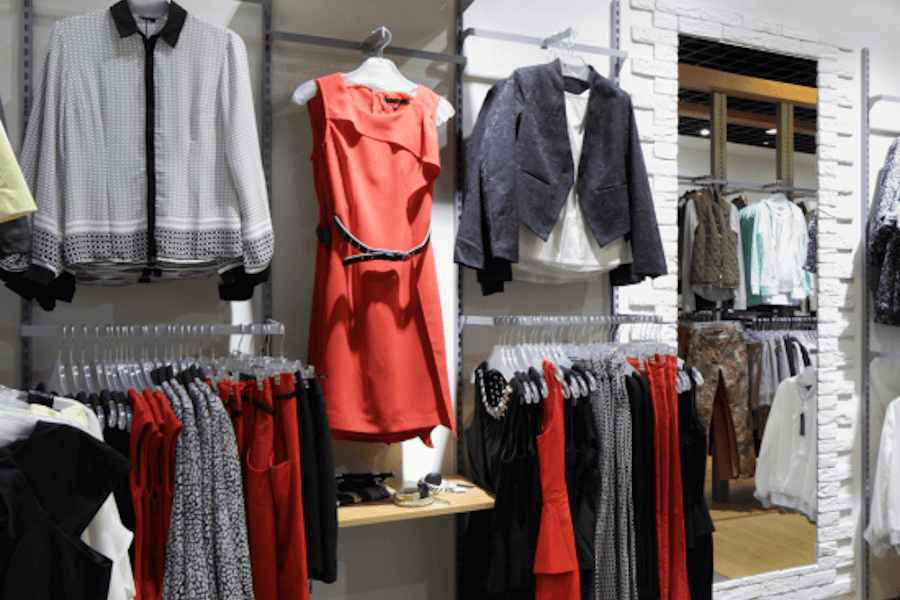  Retail Clothing & Garment Racks - Retail Clothing